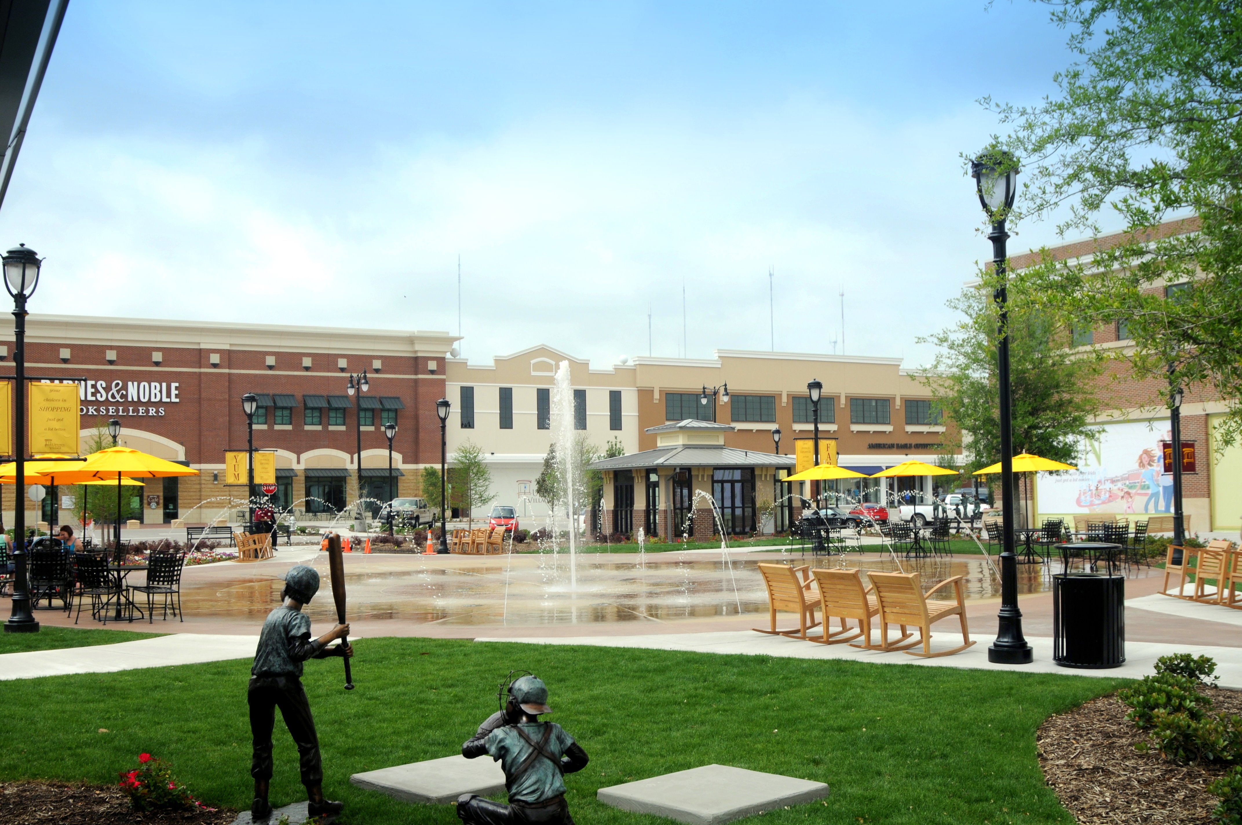 Putting green and artificial grass installation in Cedar Hill, TX