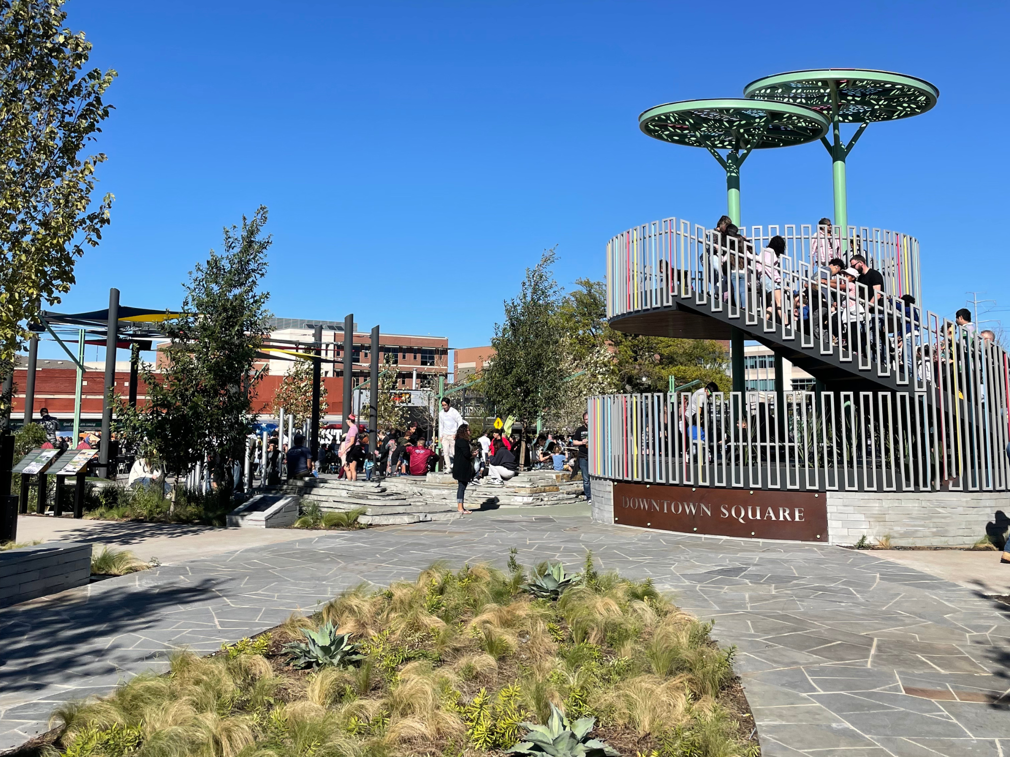 Putting green and artificial grass installation in Garland, TX