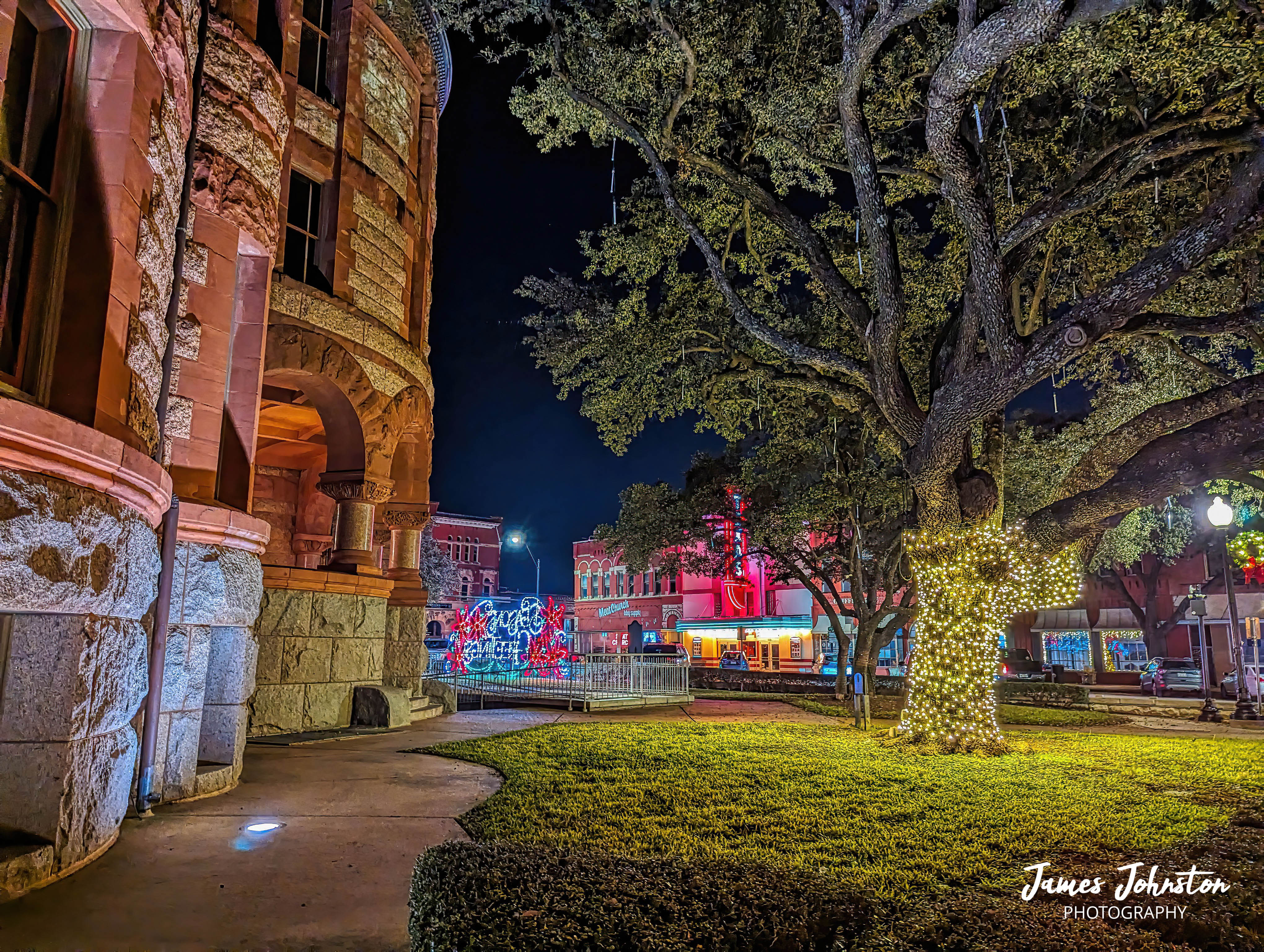 Putting green and artificial grass installation in Waxahachie, TX