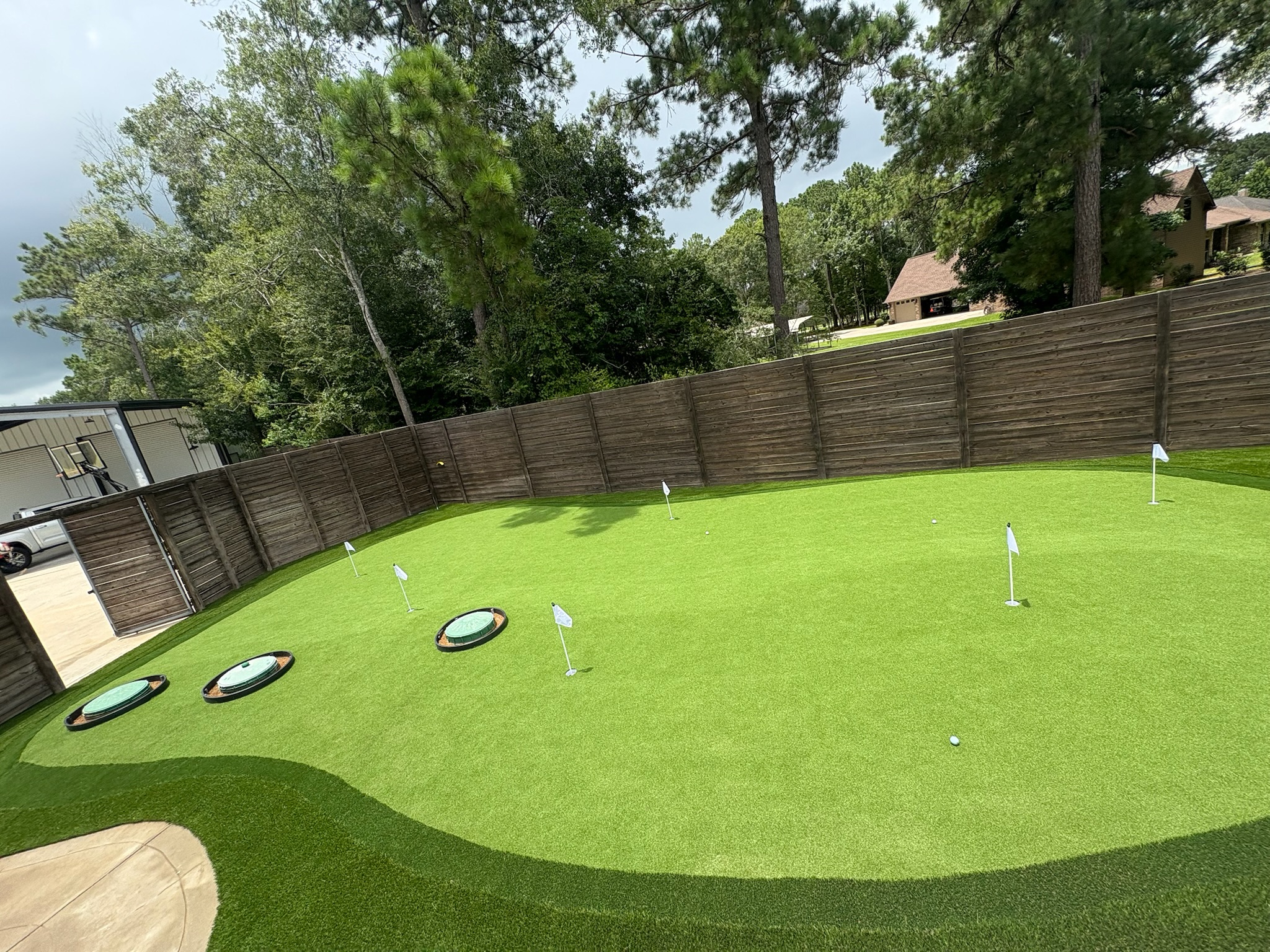 Tour Greens Fort Worth synthetic putting green installation project in Arlington, Texas