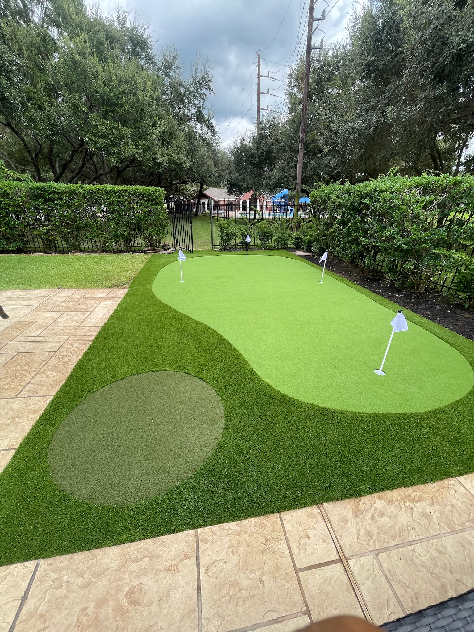 Tour Greens Fort Worth synthetic putting green installation project in Kennedale, Texas